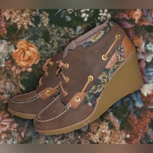 Sperry Hadley Tapestry Wedge Heels Sz 8